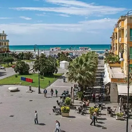 Centro Storico La Casa Di Vanni * ليدو دي أوستيا